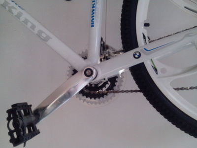 【廠價(jià)批發(fā)寶馬山地自行車山地車 鋁合金山地車21速前后碟剎 一體輪】價(jià)格,廠家,圖片,自行車,酷騎自行車俱樂部